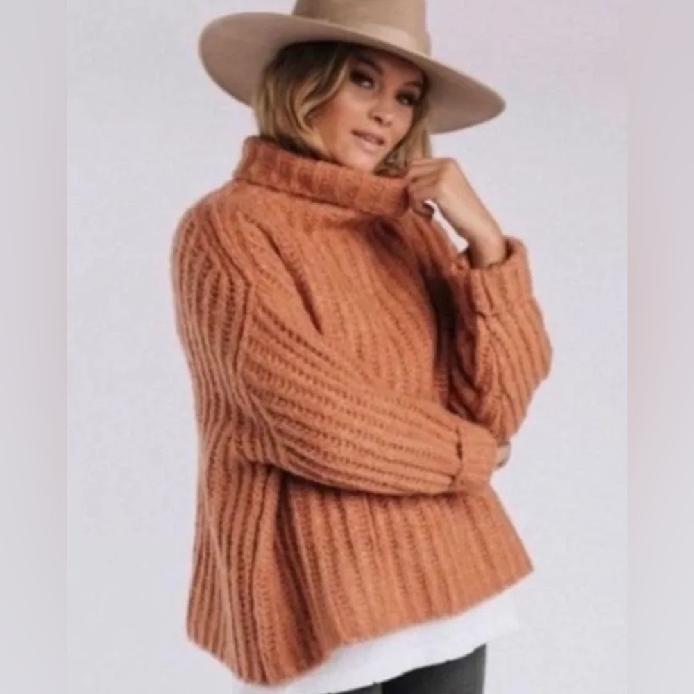 Free People Women's XS Fluffy Fox Turtleneck Camel Sweater Wool Alpaca Blend